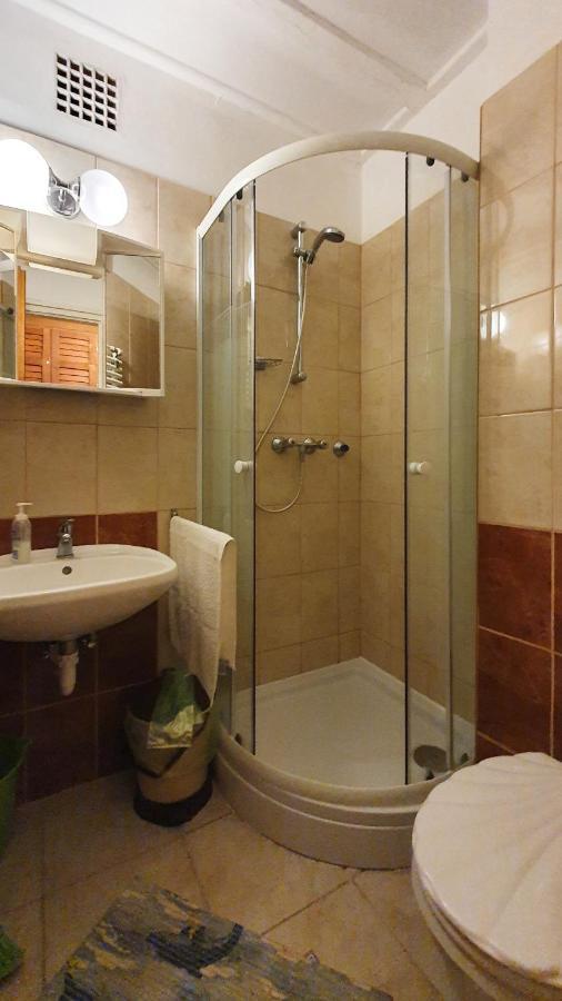 Harmónia Apartmanház Balatonlelle Esterno foto