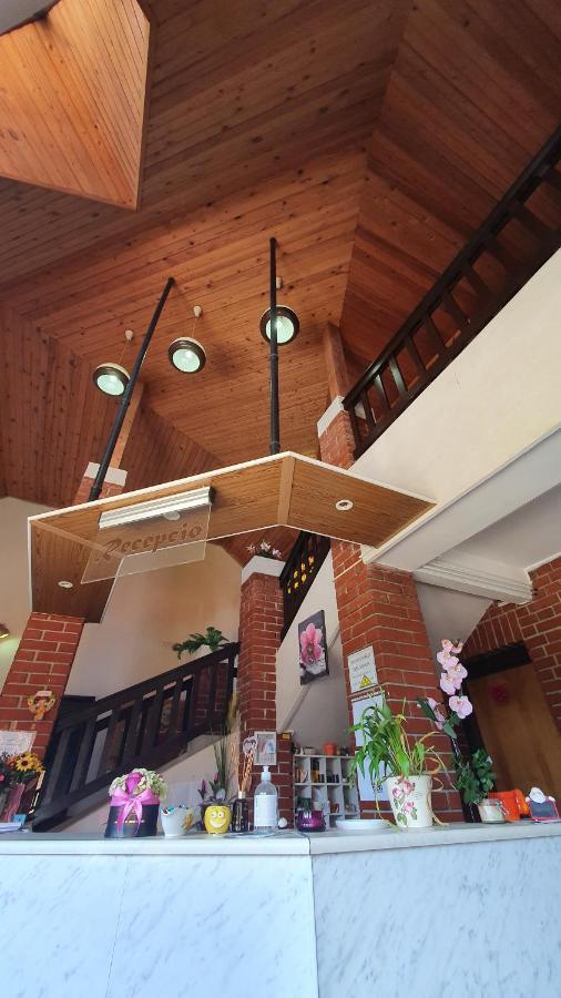 Harmónia Apartmanház Balatonlelle Esterno foto