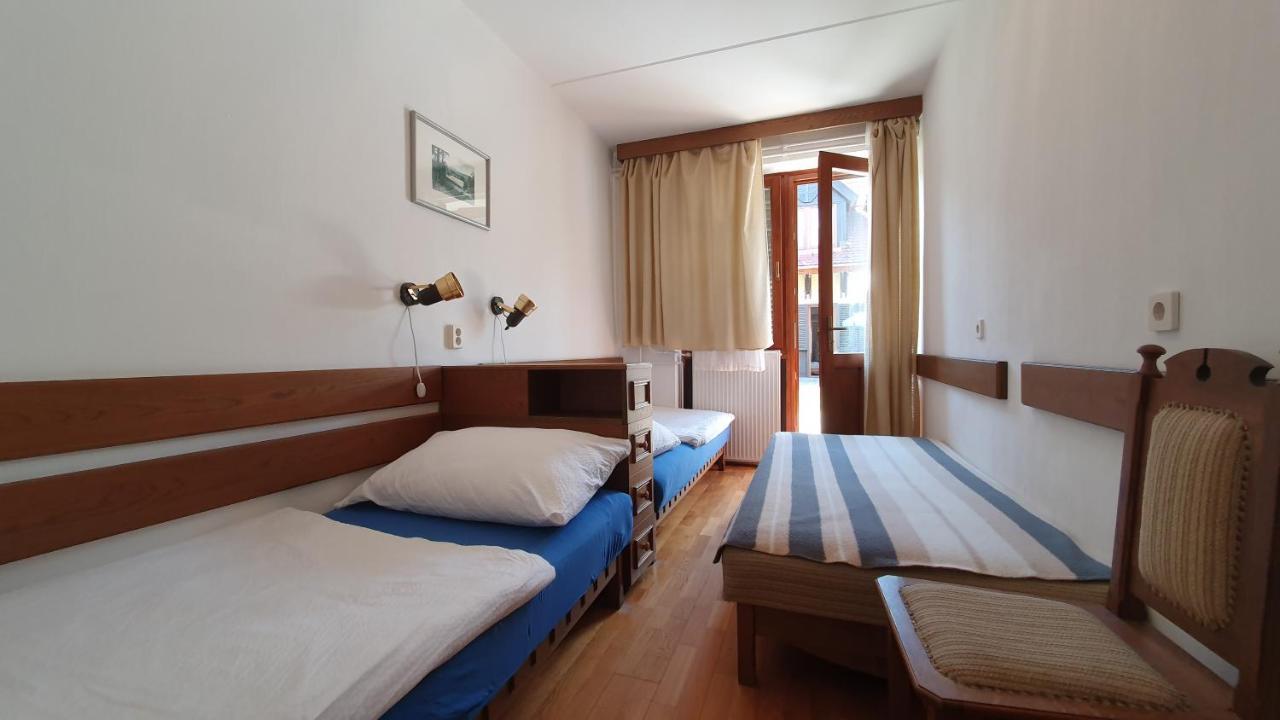 Harmónia Apartmanház Balatonlelle Esterno foto