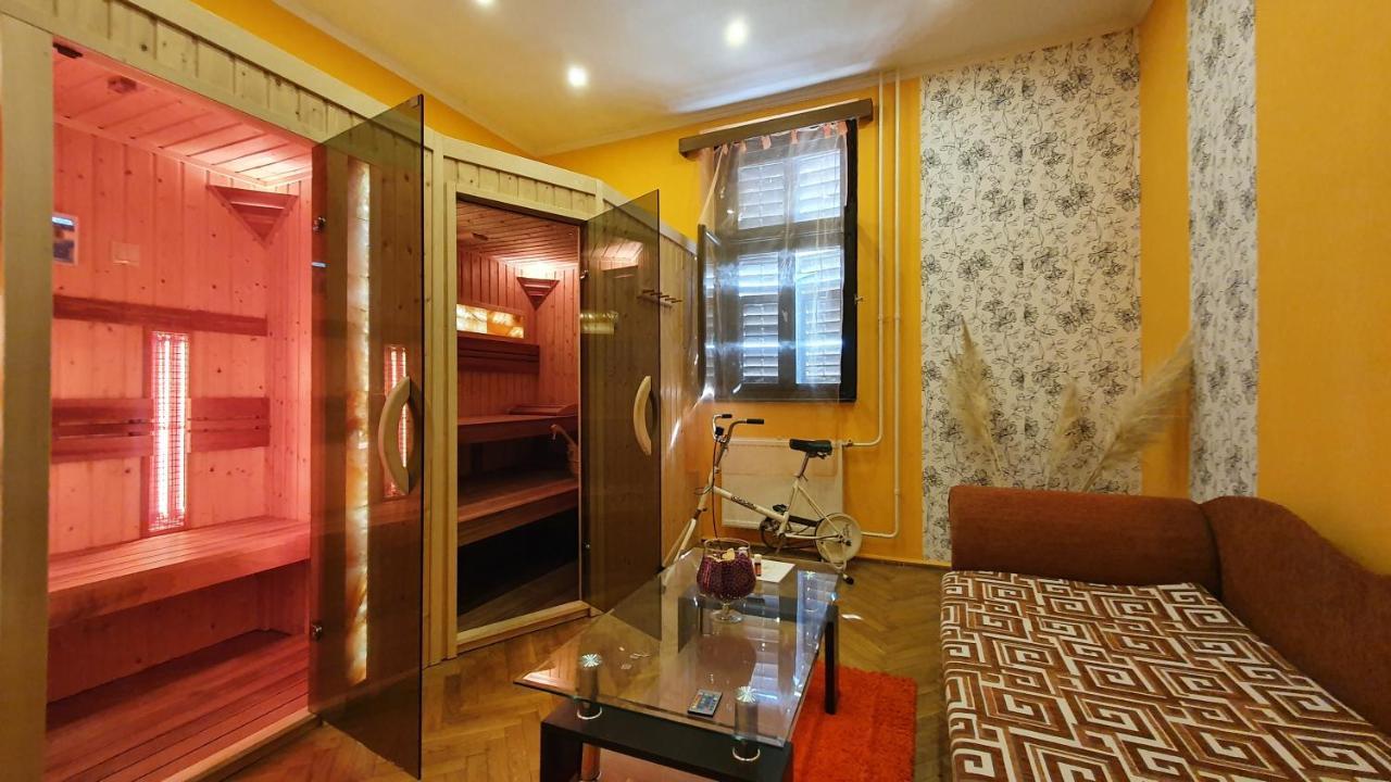 Harmónia Apartmanház Balatonlelle Esterno foto