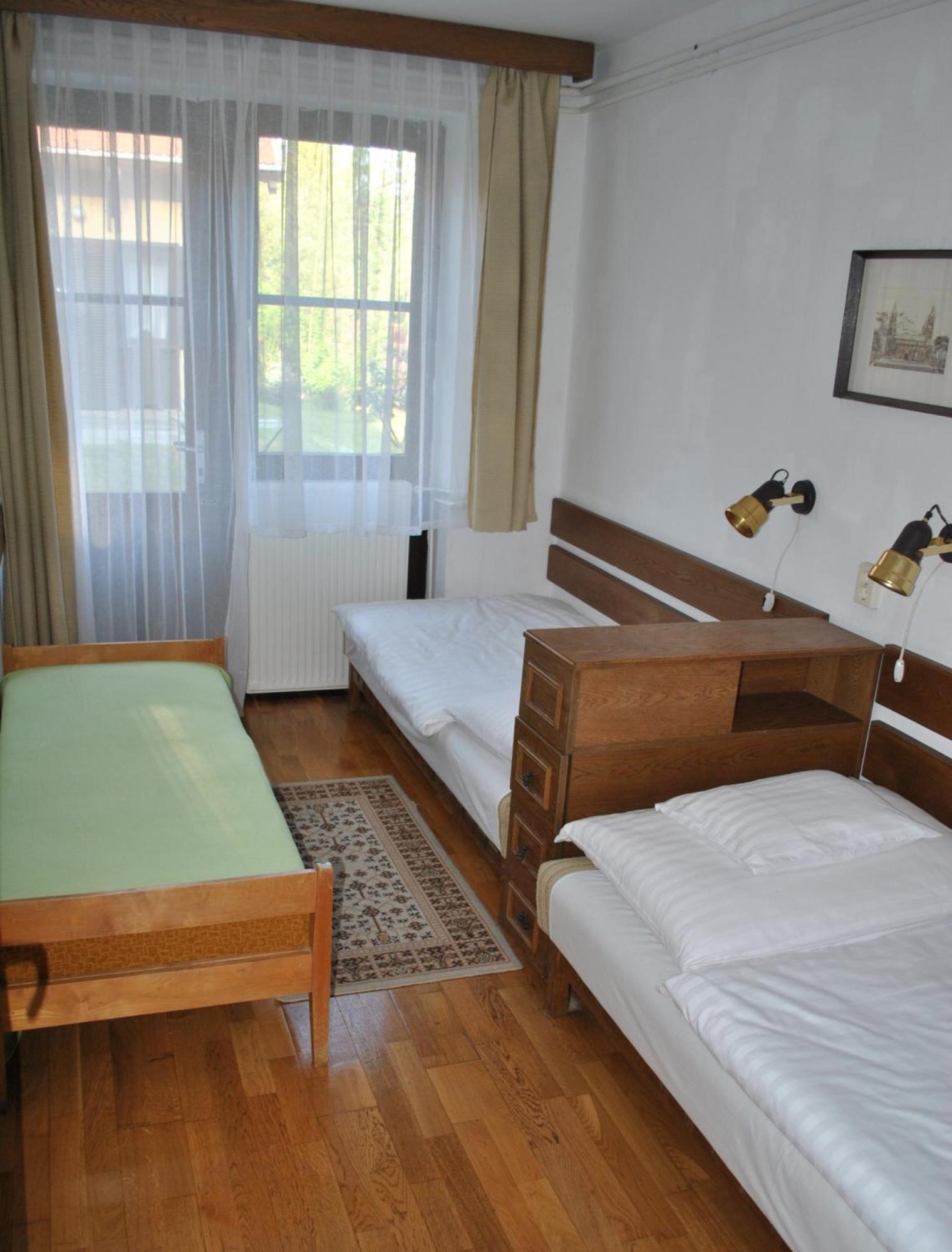 Harmónia Apartmanház Balatonlelle Camera foto