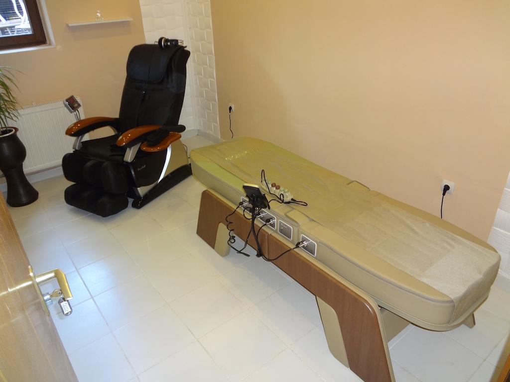 Harmónia Apartmanház Balatonlelle Esterno foto