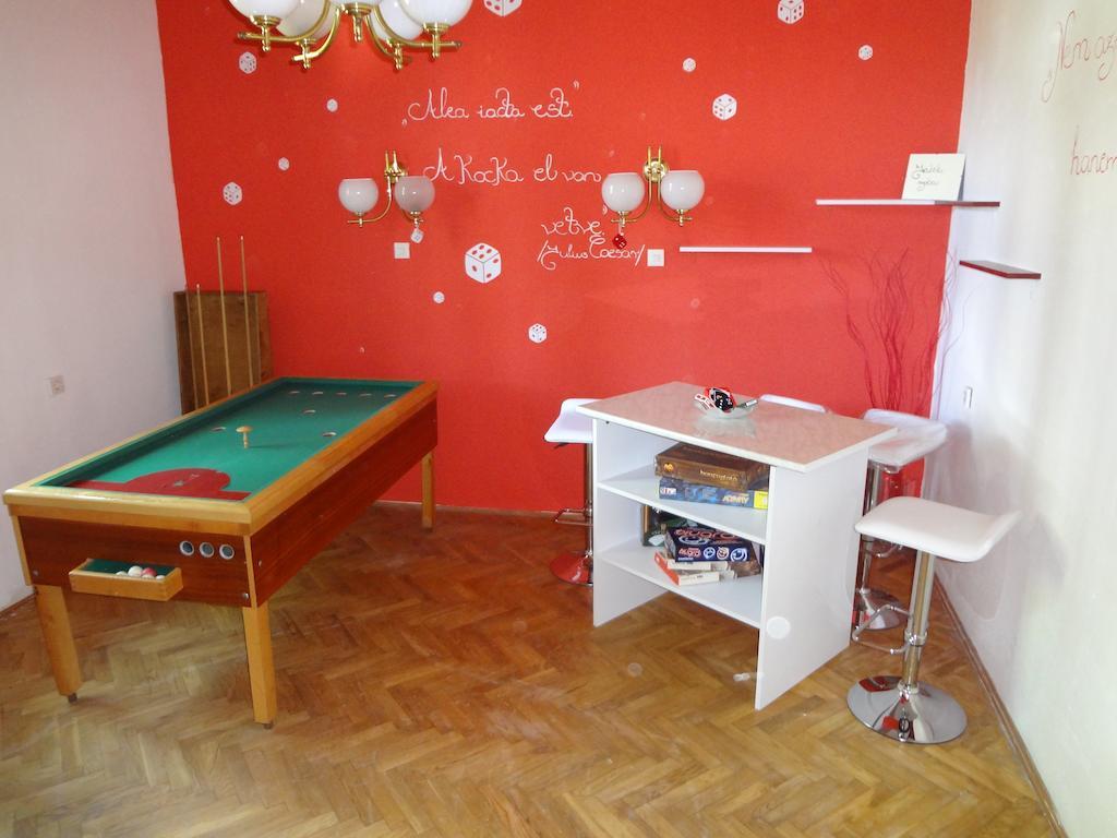 Harmónia Apartmanház Balatonlelle Esterno foto